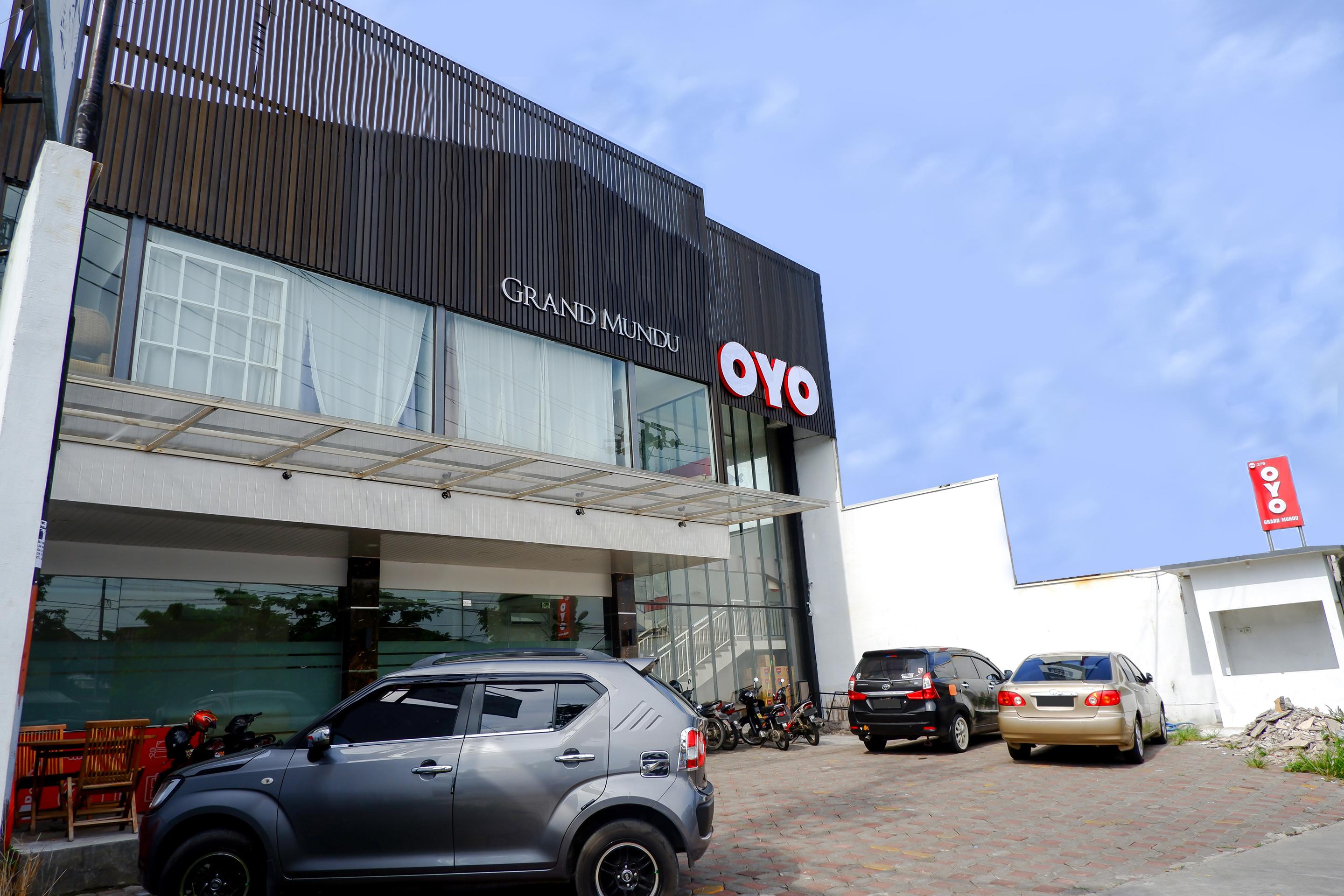 三宝垄 Oyo 379 Grand Mundu酒店 外观 照片