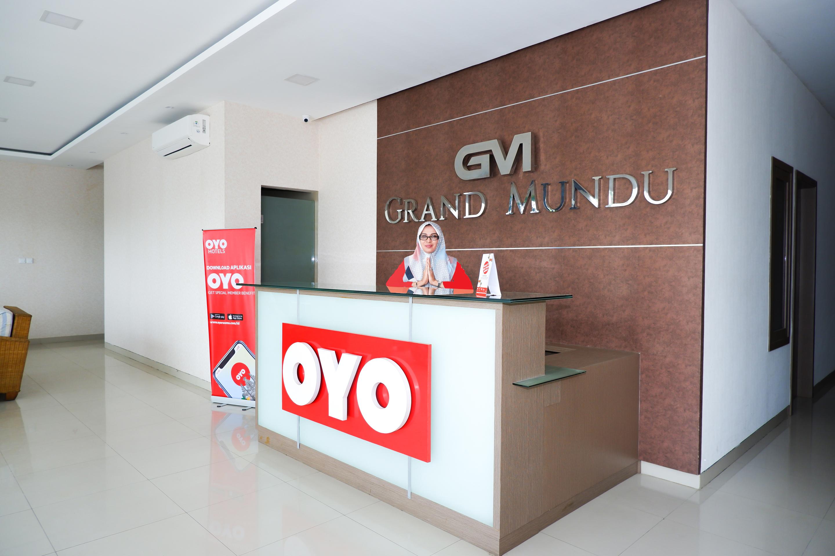 三宝垄 Oyo 379 Grand Mundu酒店 外观 照片
